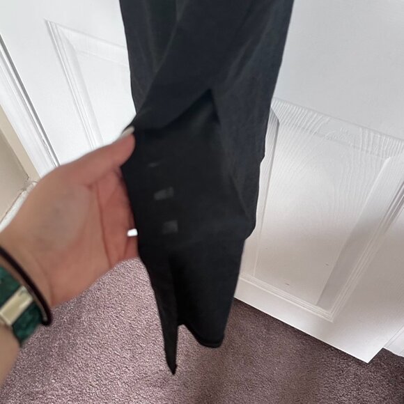 EUC Beyond Yoga Featherweight Soft Slumber Midi Sleep Dress in Black (L) - Picture 7 of 8